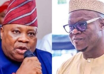 Osun Governor Clash With Former Senator at Eid Prayer Ground
