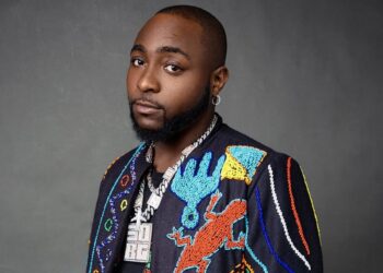 Davido Donates Another N237m to Orphans in Nigeria