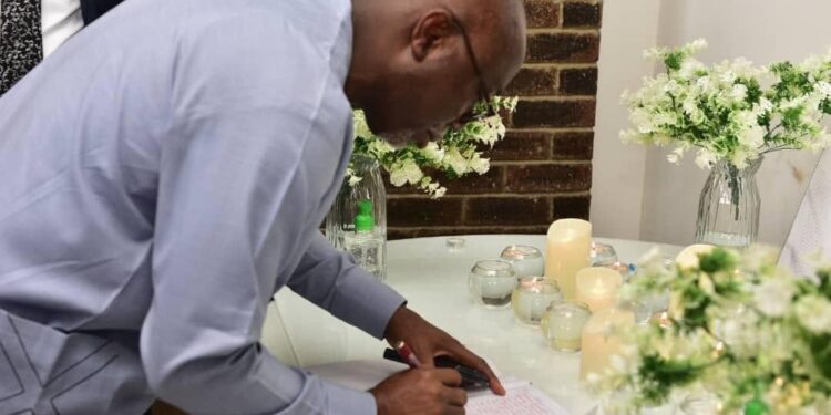 New Ondo Governor, Lucky Aiyedatiwa, Pays Condolence Visit to Akeredolu’s Family