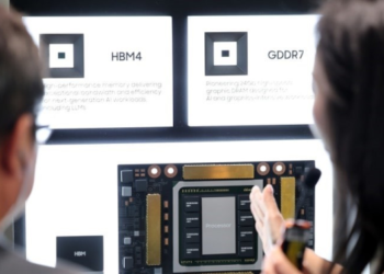 Samsung starts mass production of next-gen AI memory chip