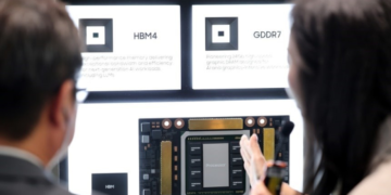 Samsung starts mass production of next-gen AI memory chip