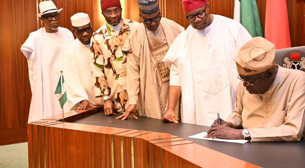 Electoral Act 2026: Lagos APC backs Tinubu, dismisses opposition as “noisemakers”