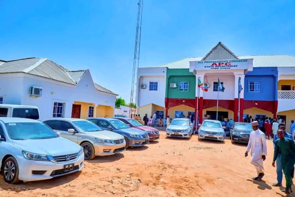 Yobe gov gifts 17 APC LG chairmen new cars