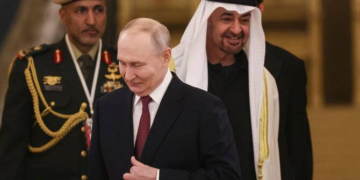 Putin seeks ceasefire in talks with UAE, Qatar