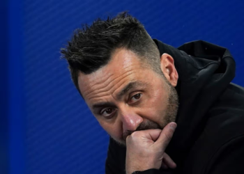 Roberto De Zerbi open to Tottenham Hotspur job as Spurs scramble for stability after Tudor exit