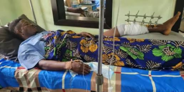 TRUCK DRIVER HOSPITALISED AFTER POLICE SHOOTING AT LAGOS CHECKPOINT AS CALLS FOR ACCOUNTABILITY GROW