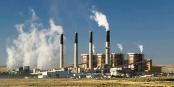 Fossil Fuels Generate 57% of Global Electricity Despite Renewable Energy Surge