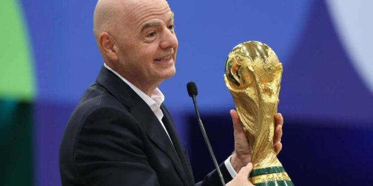 Infantino Offers FIFA Members Up to $40m to Back $20bn Investment Plan