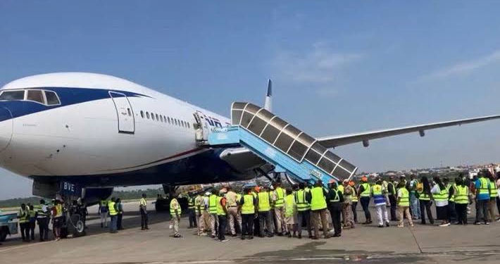 Air Peace Apologises as Union Action Disrupts Flights, Strands Passengers
